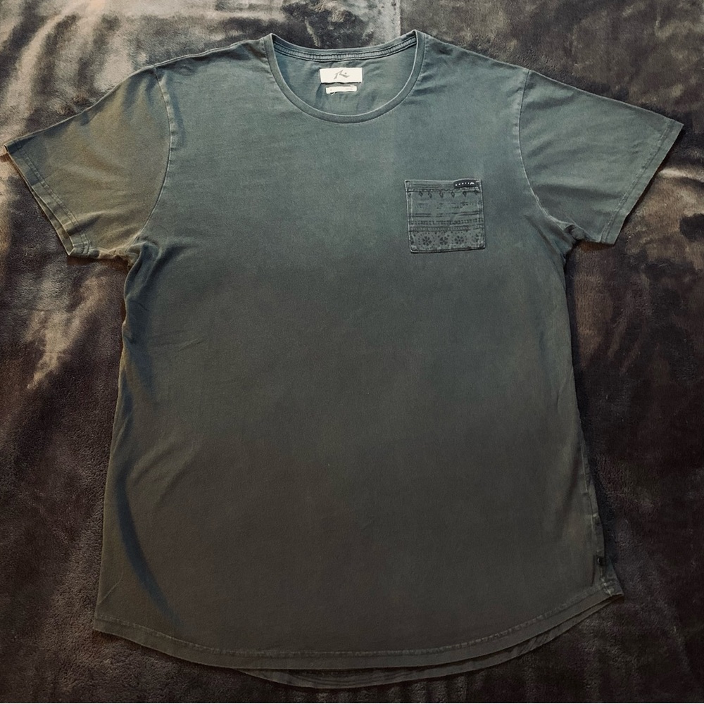 Rusty Mens Pocket Tee